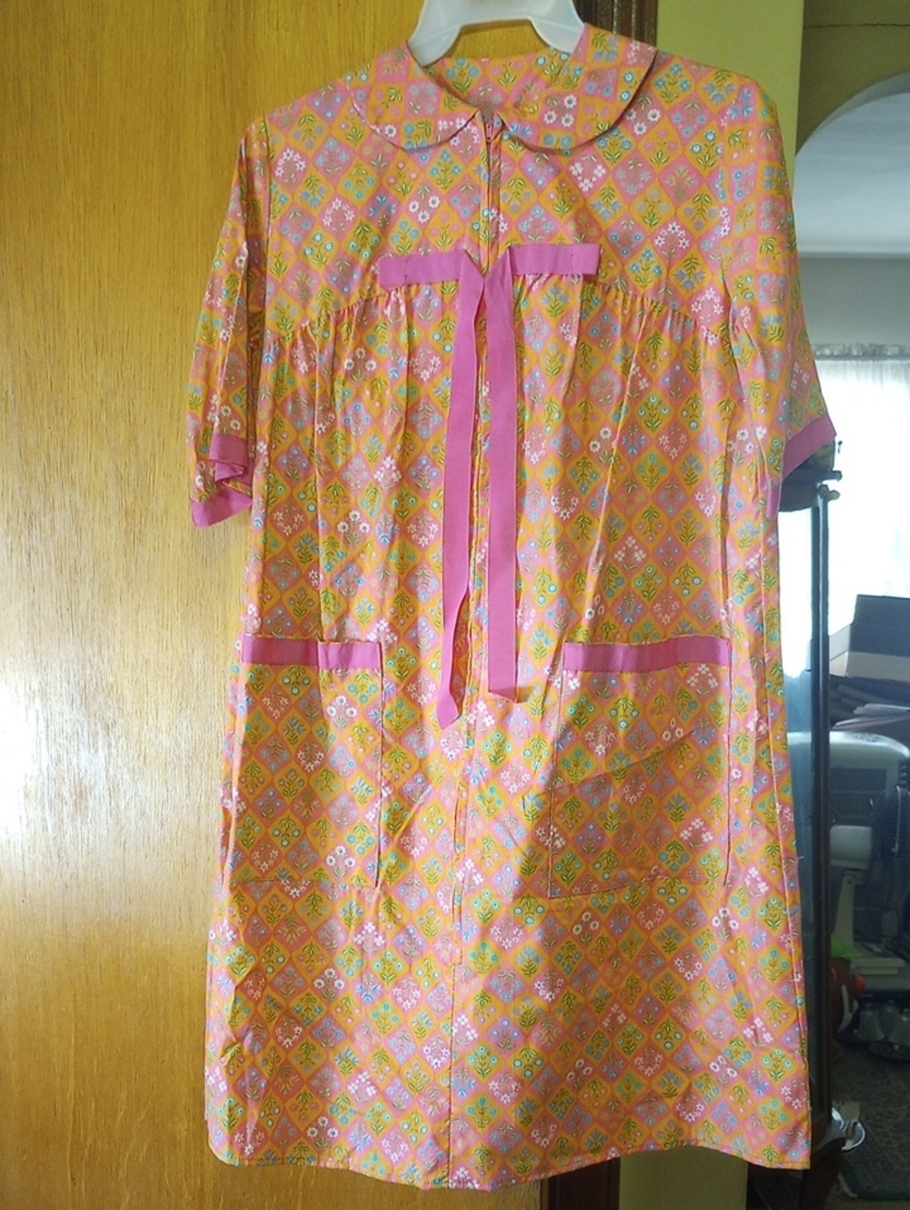 Vintage Cotton Blend Floral Summer Dress w/ Pockets. Pink Orange Blue Green Aqua